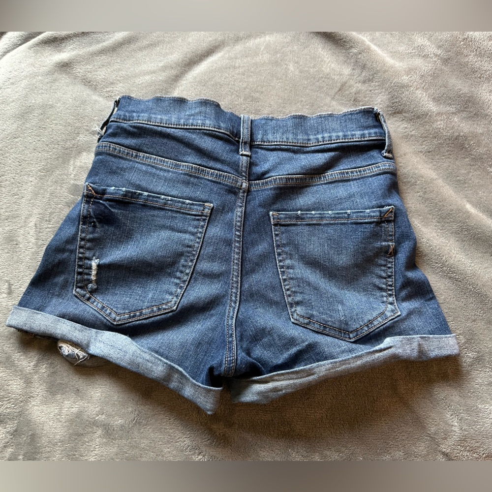 Express Short - Picture 2 of 6